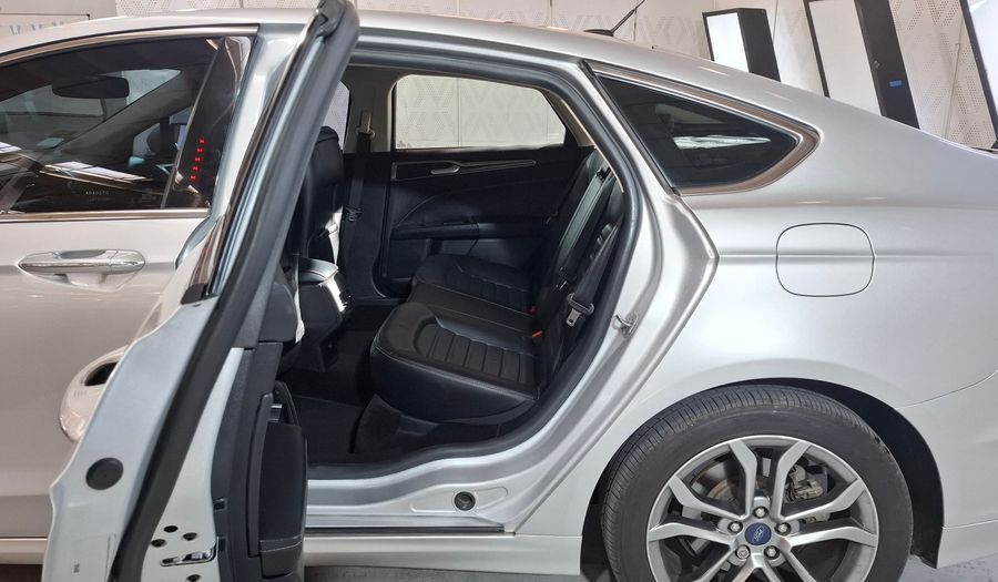 Ford Mondeo 2.0 SEL AUTO Sedan 2017