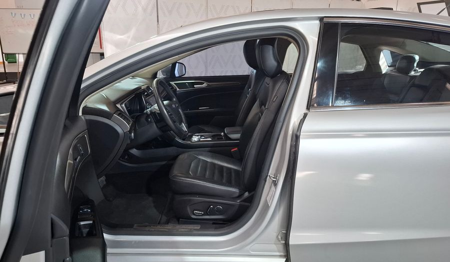 Ford Mondeo 2.0 SEL AUTO Sedan 2017