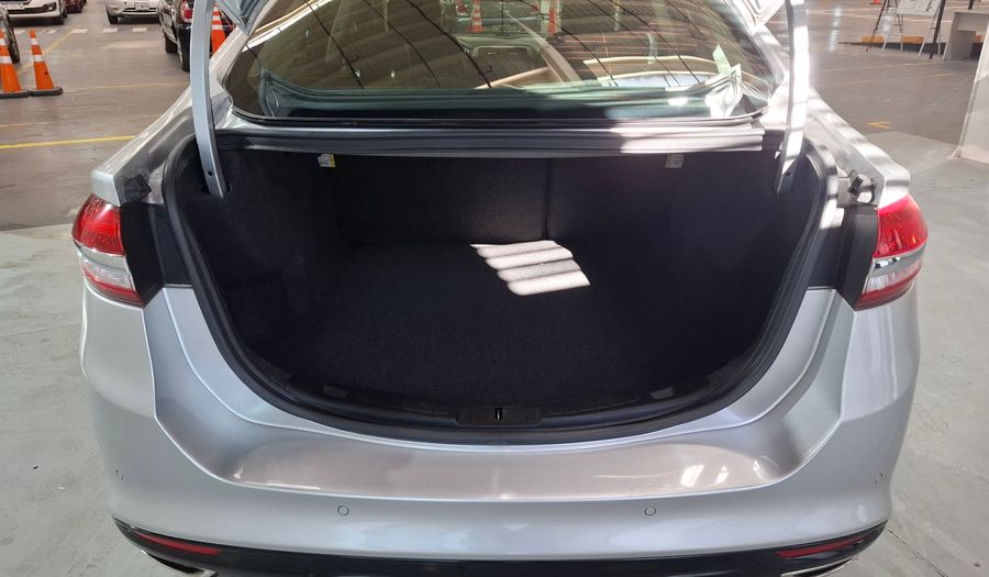 Ford Mondeo 2.0 SEL AUTO Sedan 2017