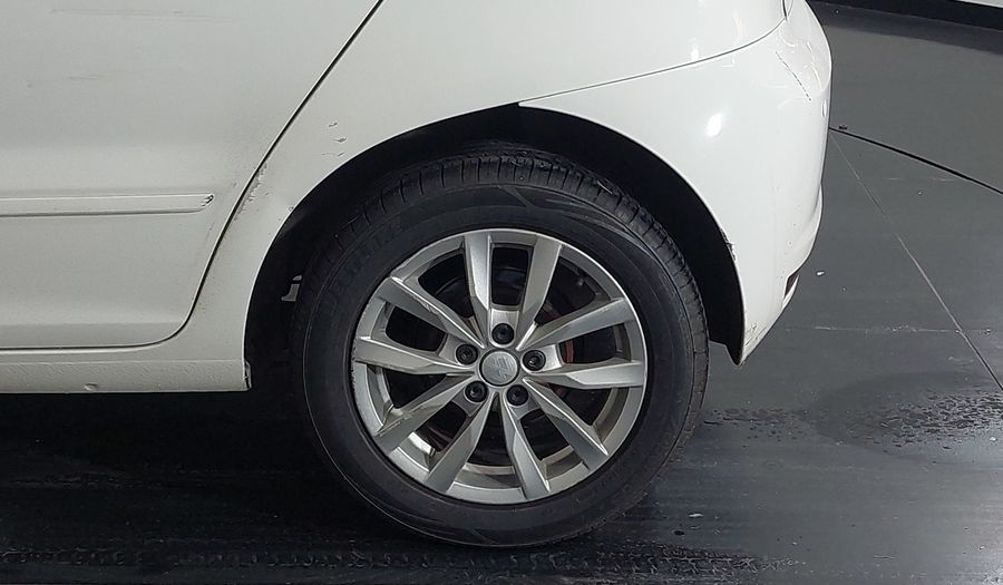 Volkswagen Fox 1.6 VHT TOTAL FLEX I-MOTION Hatchback 2014