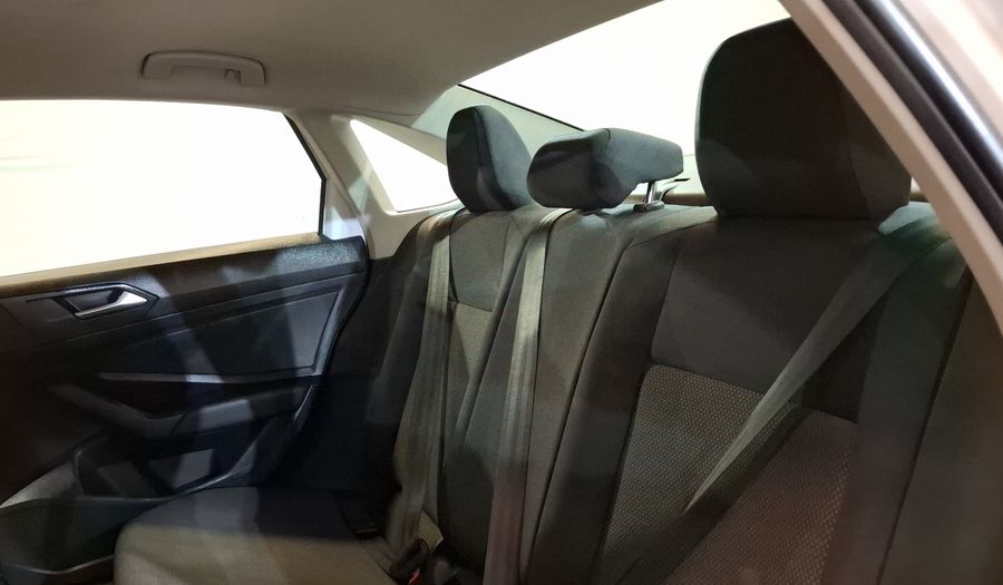 Volkswagen Jetta 1.4 COMFORTLINE AUTO Sedan 2021