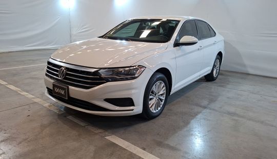 Volkswagen • Jetta