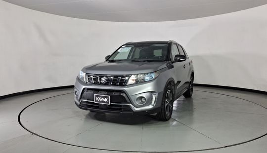 Suzuki • Vitara