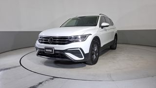 Volkswagen • Tiguan