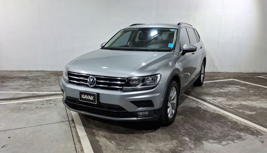 Volkswagen • Tiguan