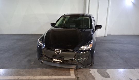 Mazda • Mazda 2
