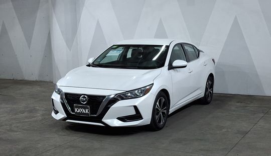Nissan • Sentra