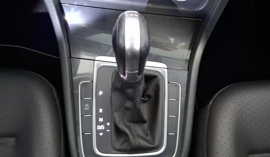 Volkswagen Golf 1.4 COMFORTLINE DCT Hatchback 2019