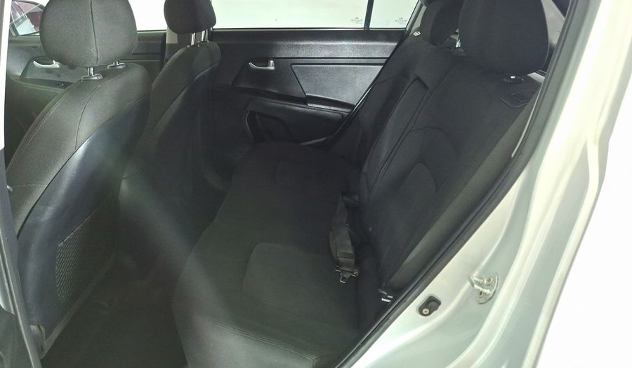 Kia Sportage 2.0 LX AUTO AC DAB Suv 2013