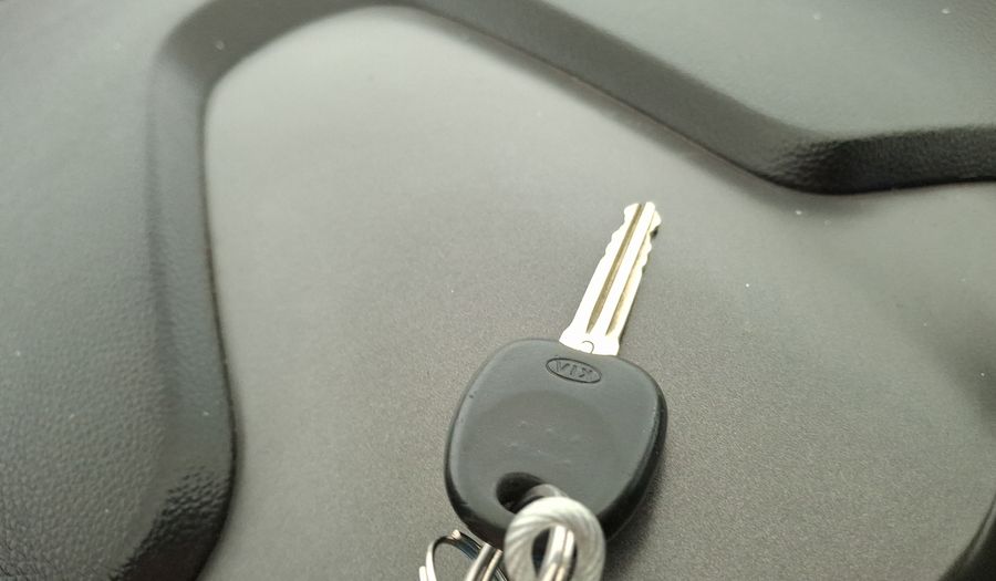 Kia Sportage 2.0 LX AUTO AC DAB Suv 2013