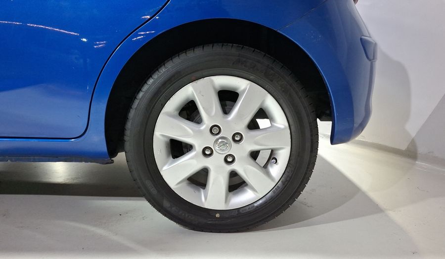 Nissan March 1.6 ADVANCE MT Hatchback 2013