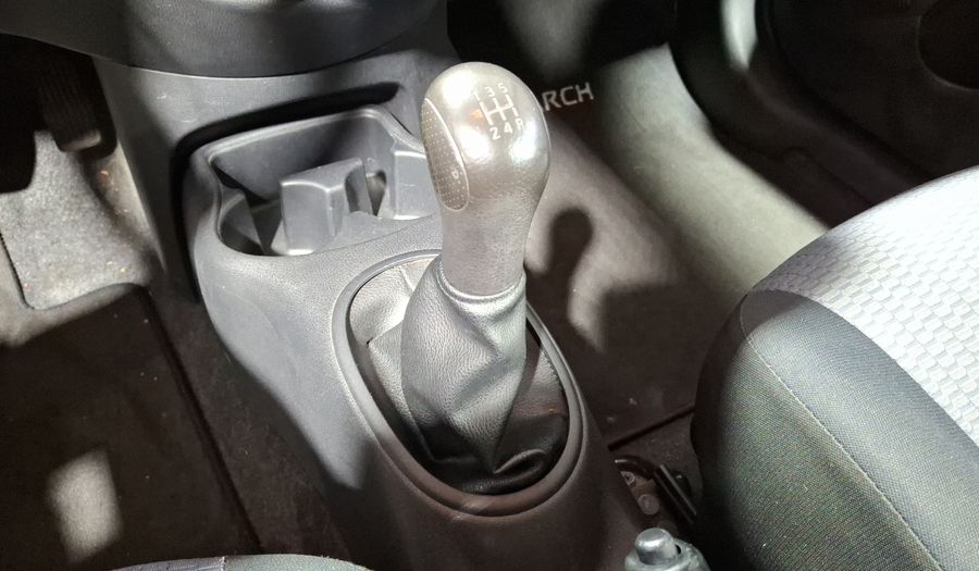 Nissan March 1.6 ADVANCE MT Hatchback 2013