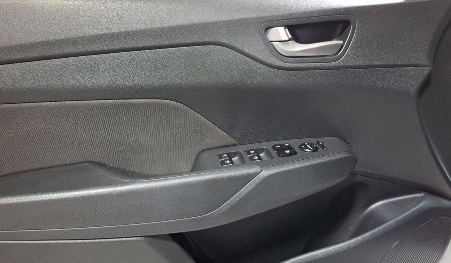 Hyundai Accent 1.6 GL MID Hatchback 2019
