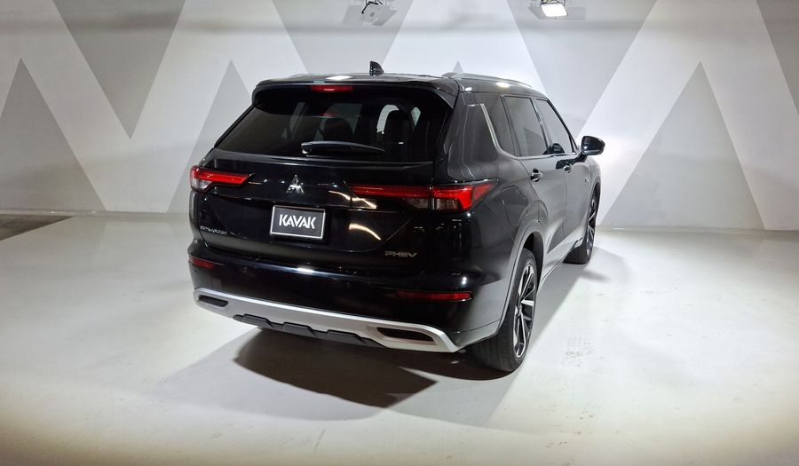 Mitsubishi Outlander 2.4 PHEV LIMITED AUTO 4WD Suv 2023