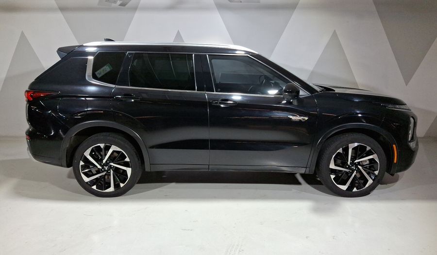 Mitsubishi Outlander 2.4 PHEV LIMITED AUTO 4WD Suv 2023