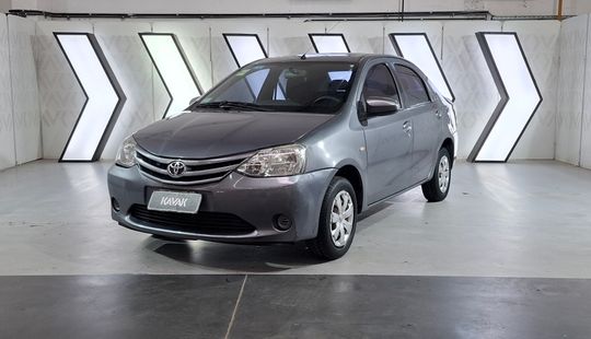 Toyota • Etios