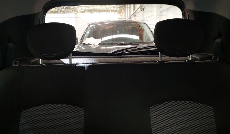 Nissan March 1.0 SV Hatchback 2019