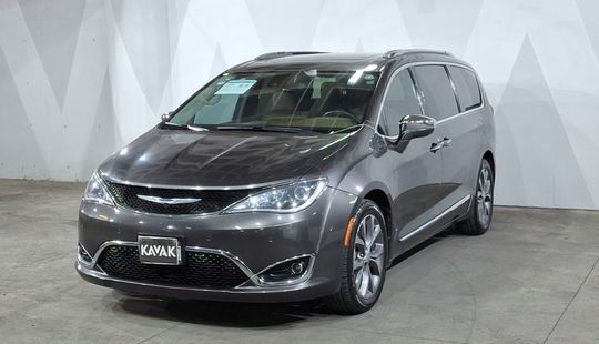 Chrysler • Pacifica