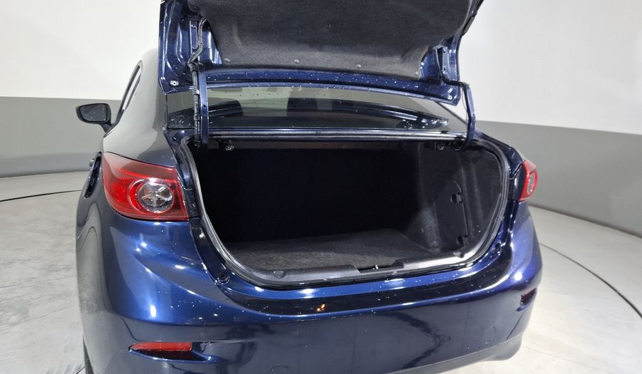 Mazda 3 2.5 SEDÁN S TA Sedan 2014