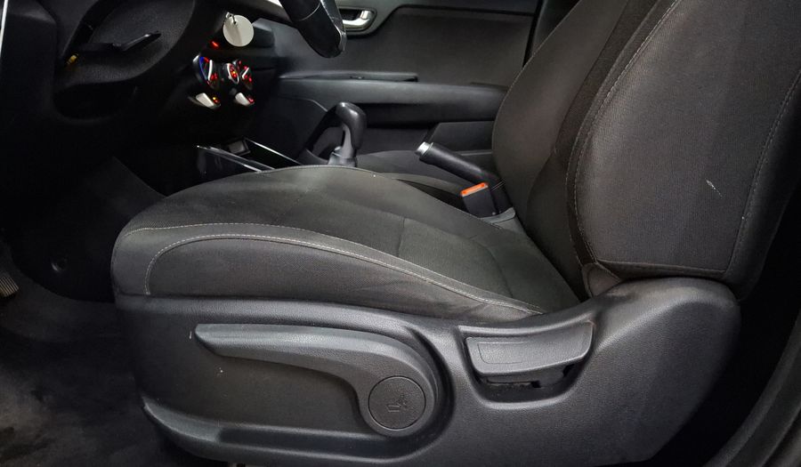 Kia Rio 1.6 LX Hatchback 2023