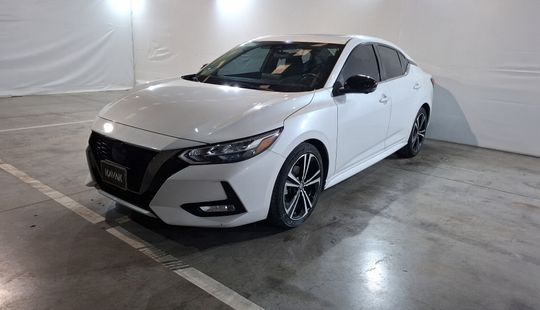 Nissan • Sentra