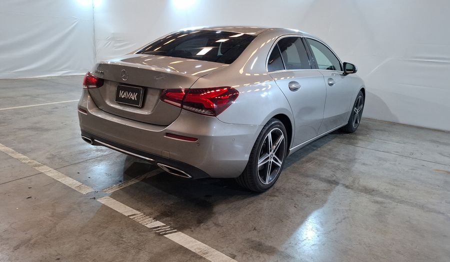 Mercedes Benz Clase A 1.3 200 PROGRESSIVE DCT Sedan 2020