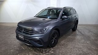Volkswagen • Tiguan