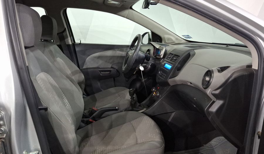 Chevrolet Sonic 1.6 MT A LS Sedan 2015