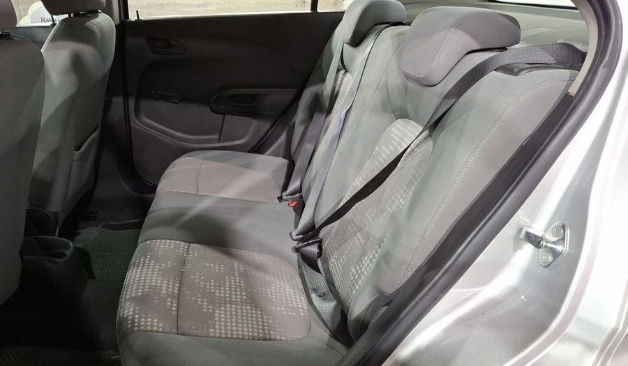 Chevrolet Sonic 1.6 MT A LS Sedan 2015