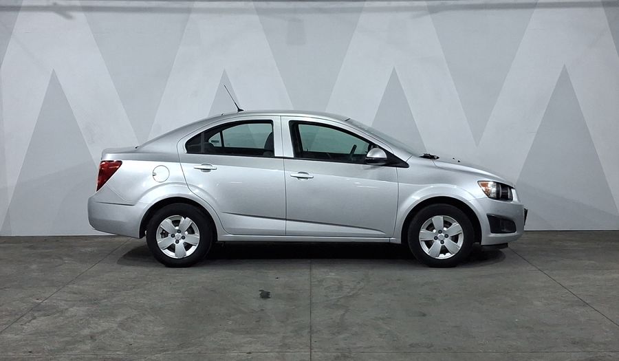 Chevrolet Sonic 1.6 MT A LS Sedan 2015