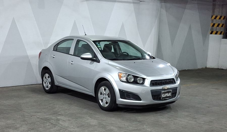 Chevrolet Sonic 1.6 MT A LS Sedan 2015