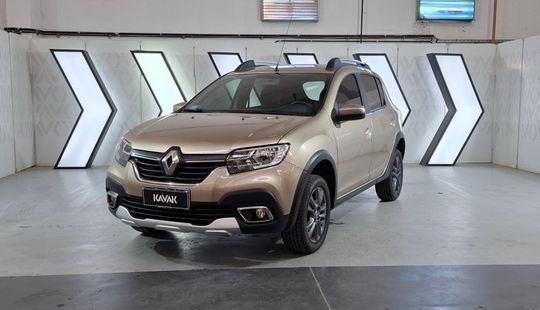 Renault • Sandero Stepway