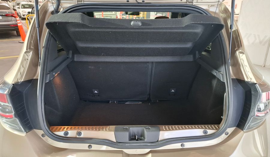 Renault Sandero Stepway 1.6 ZEN Hatchback 2023