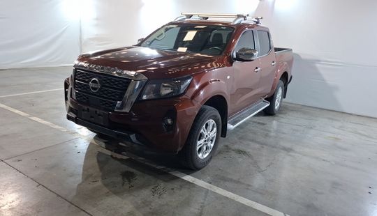 Nissan • Frontier