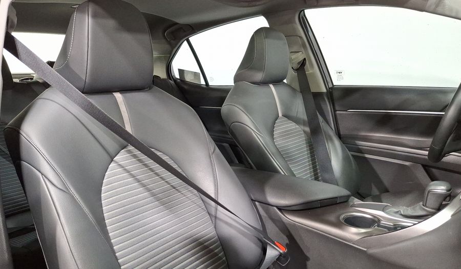 Toyota Camry 2.5 SE AUTO Sedan 2023