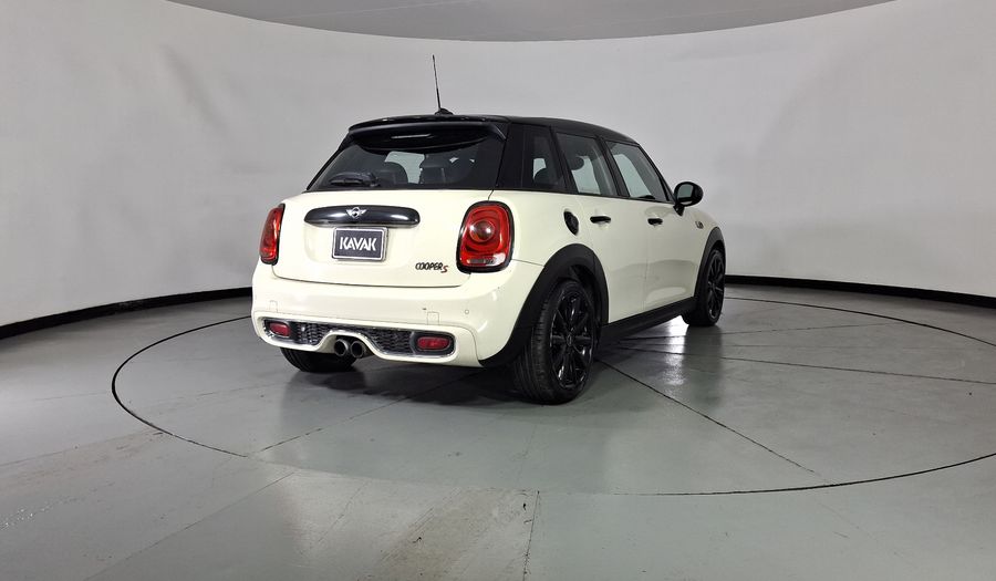 Mini Cooper S 2.0 COOPER HOT CHILI AT Hatchback 2018