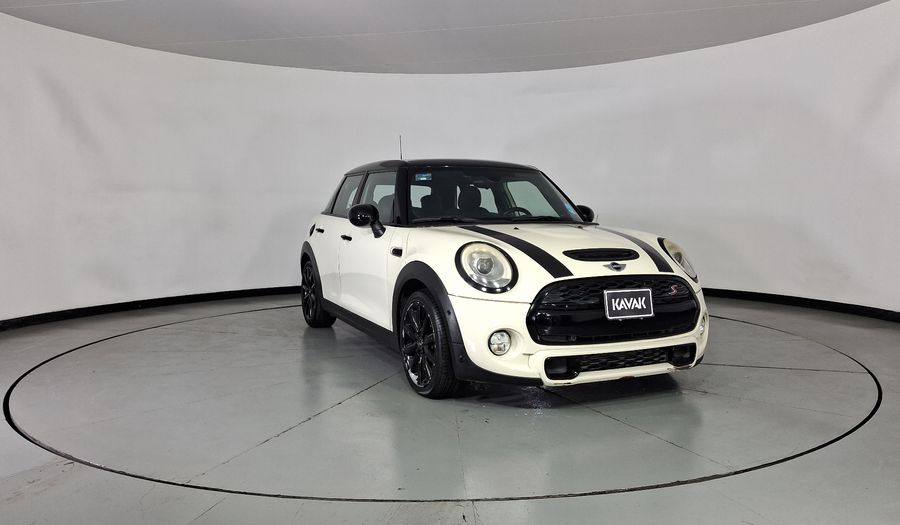 Mini Cooper S 2.0 COOPER HOT CHILI AT Hatchback 2018