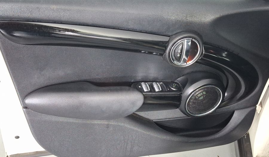 Mini Cooper S 2.0 COOPER HOT CHILI AT Hatchback 2018