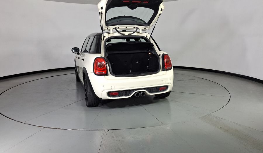 Mini Cooper S 2.0 COOPER HOT CHILI AT Hatchback 2018