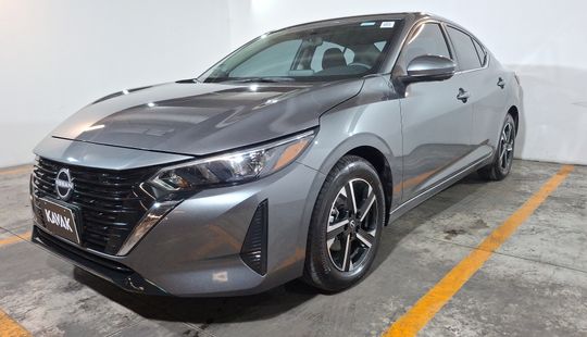 Nissan • Sentra