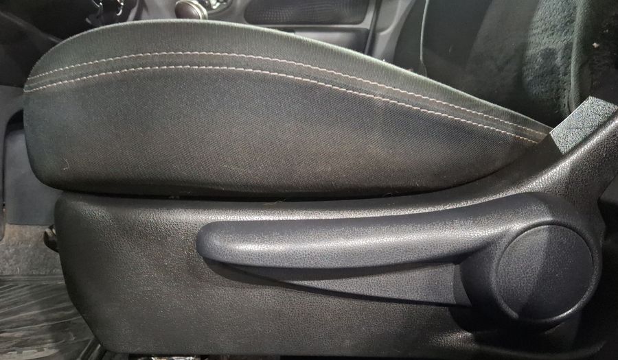 Nissan March 1.6 ADVANCE Hatchback 2024