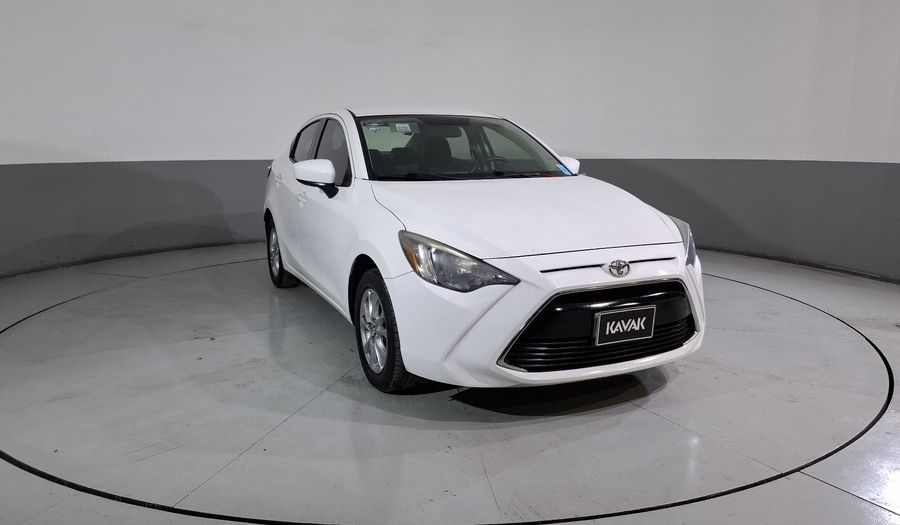 Toyota Yaris 1.5 R MID MT Sedan 2016