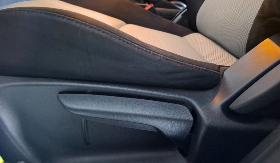 Toyota Yaris 1.5 R MID MT Sedan 2016