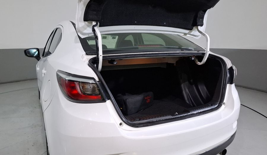 Toyota Yaris 1.5 R MID MT Sedan 2016