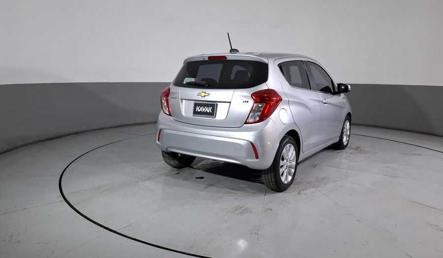 Chevrolet Spark 1.4 LTZ G CVT Hatchback 2017
