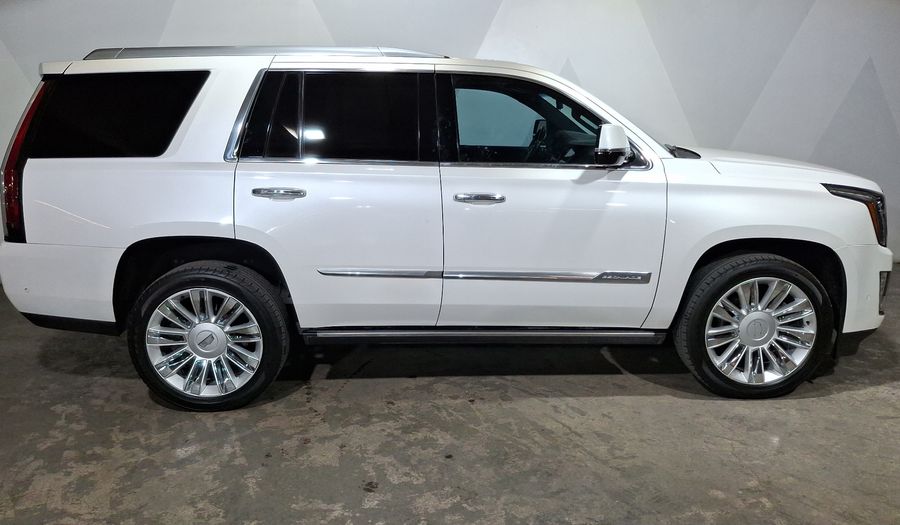 Cadillac Escalade 6.2 SUV P PLATINUM AT 4WD Suv 2017