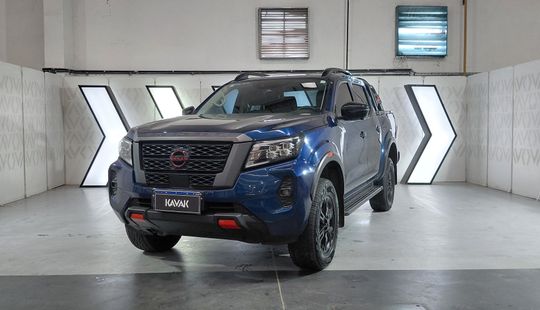 Nissan • Frontier
