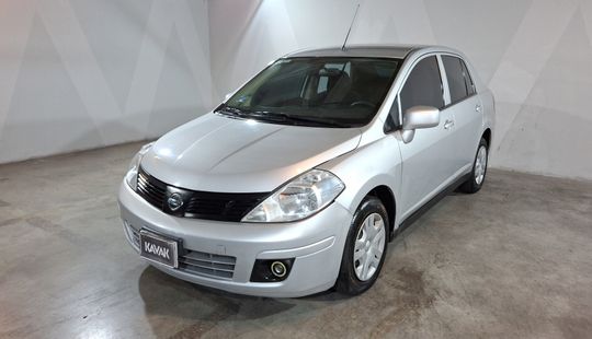Nissan • Tiida