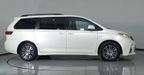 Toyota Sienna 3.5 XLE AT Minivan 2018