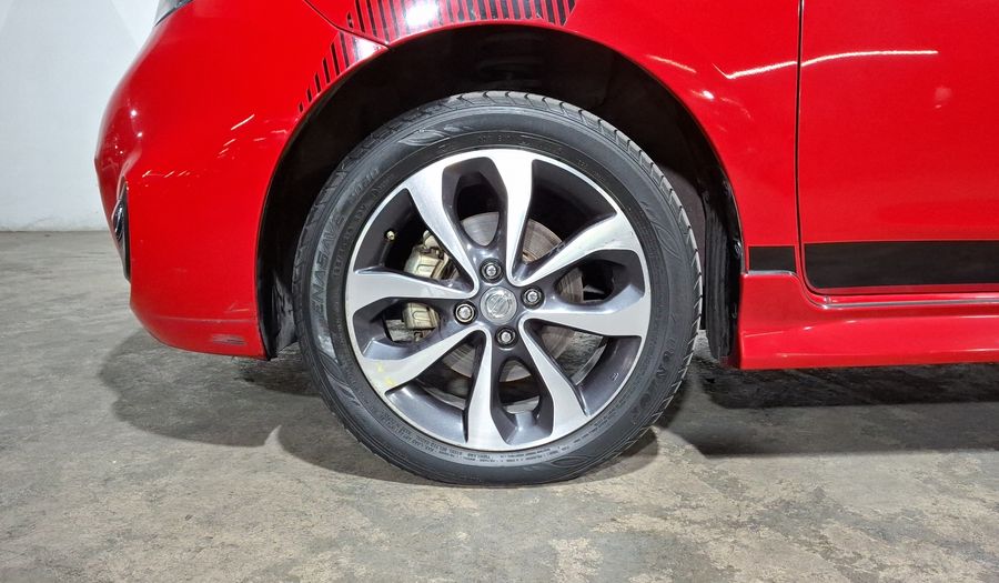 Nissan March 1.6 MARCH SR NAVI MT Hatchback 2015